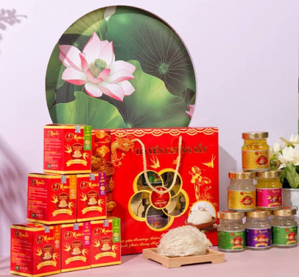 Lốc 6 Hũ Yến Chưng Đủ Vị Nhân Sâm Hoàng Gia 