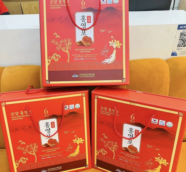 Nước hồng sâm linh chi Royal Dæsan 